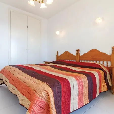 Two-bedroom In 아파트 칼페
