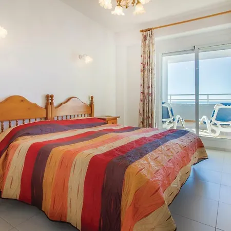아파트 Two-bedroom In 칼페